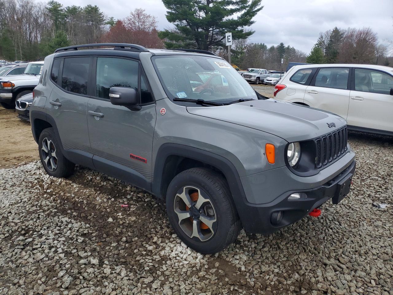 2020 Jeep Renegade Trailhawk - zdjęcie 4