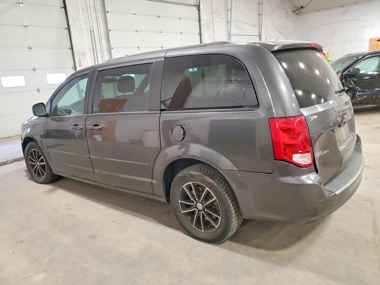 2017 Dodge Grand Caravan Gt - zdjęcie 2