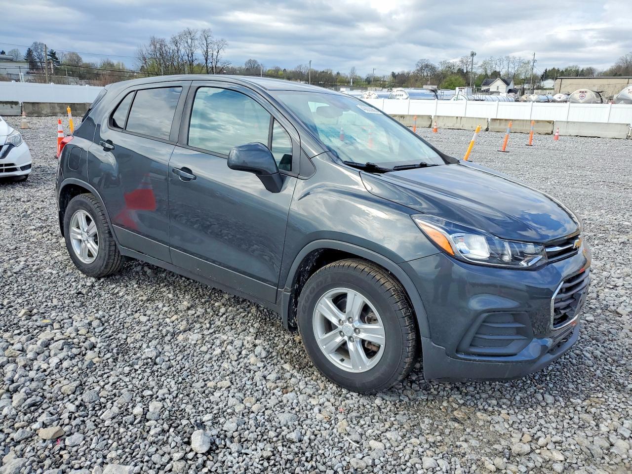 2019 Chevrolet Trax Ls - zdjęcie 4