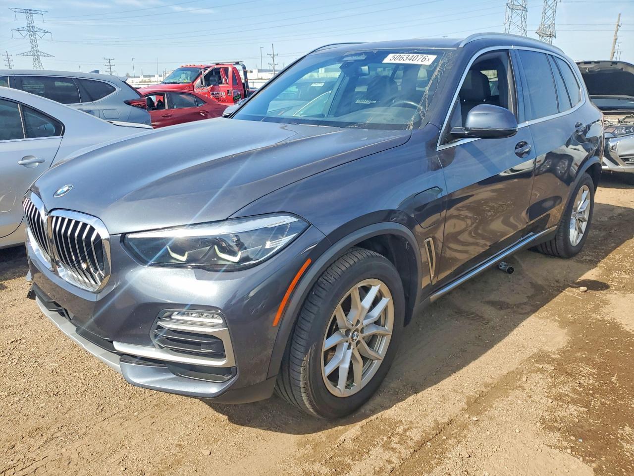 2021 BMW X5 xDrive45E - zdjęcie główne