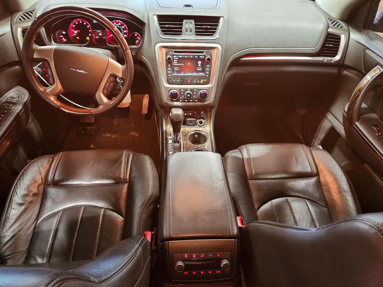 2015 GMC Acadia Denali - zdjęcie 8