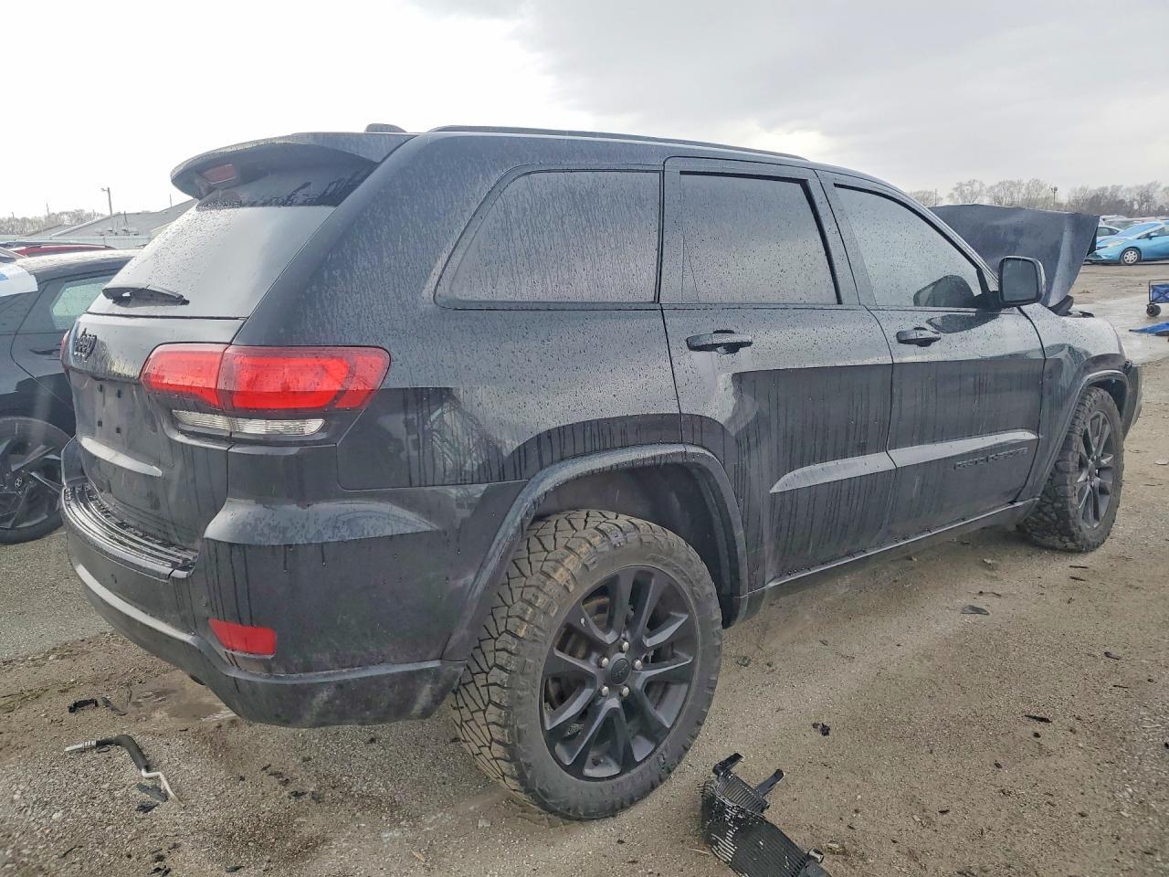 2020 Jeep Grand Cherokee Laredo - zdjęcie 3