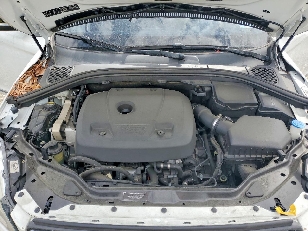 2017 Volvo Xc60 T5 Dynamic - zdjęcie 12