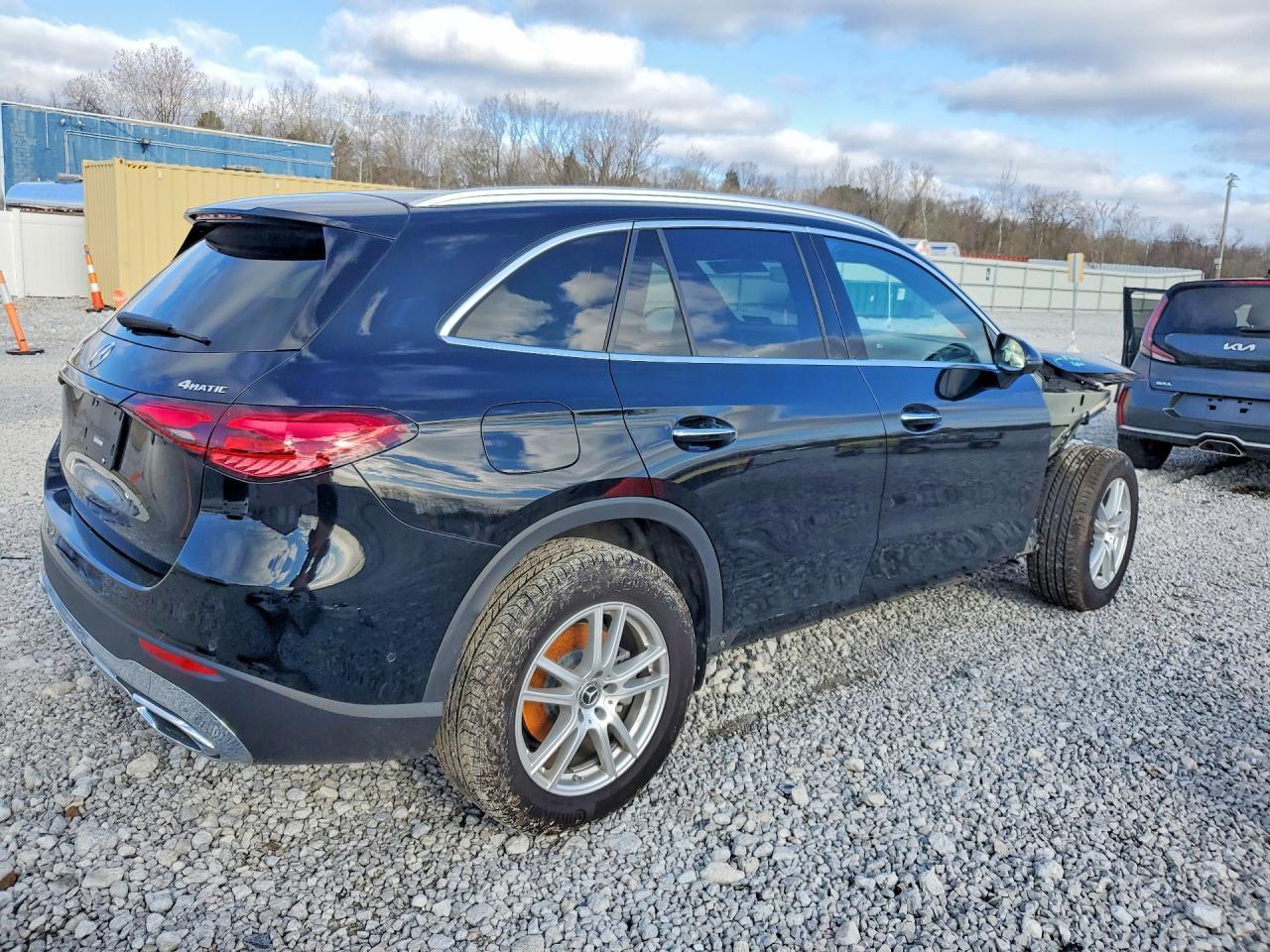 2025 Mercedes-Benz Glc 300 4Matic - zdjęcie 3