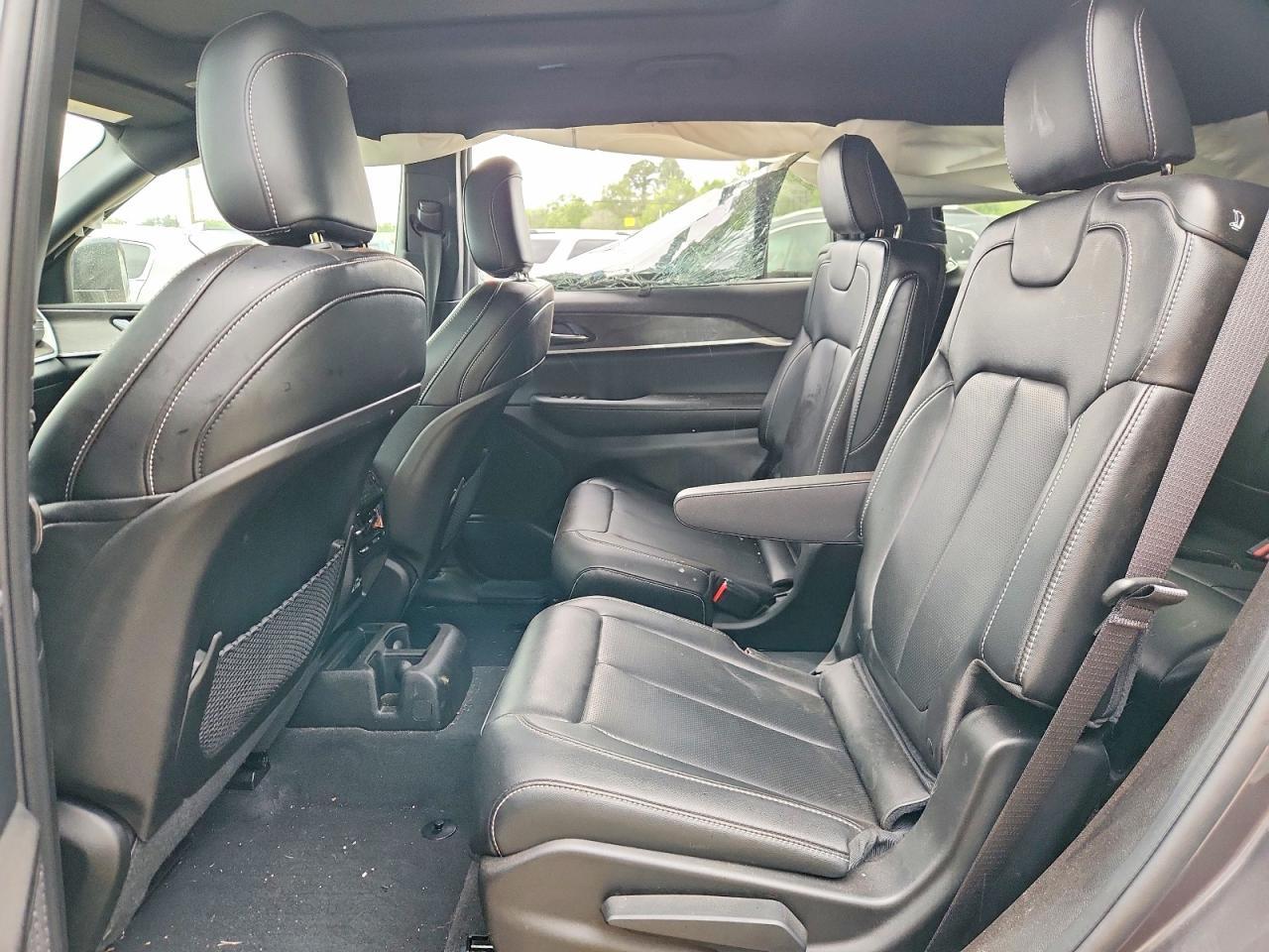 2025 Jeep Grand Cherokee L Limited - zdjęcie 11