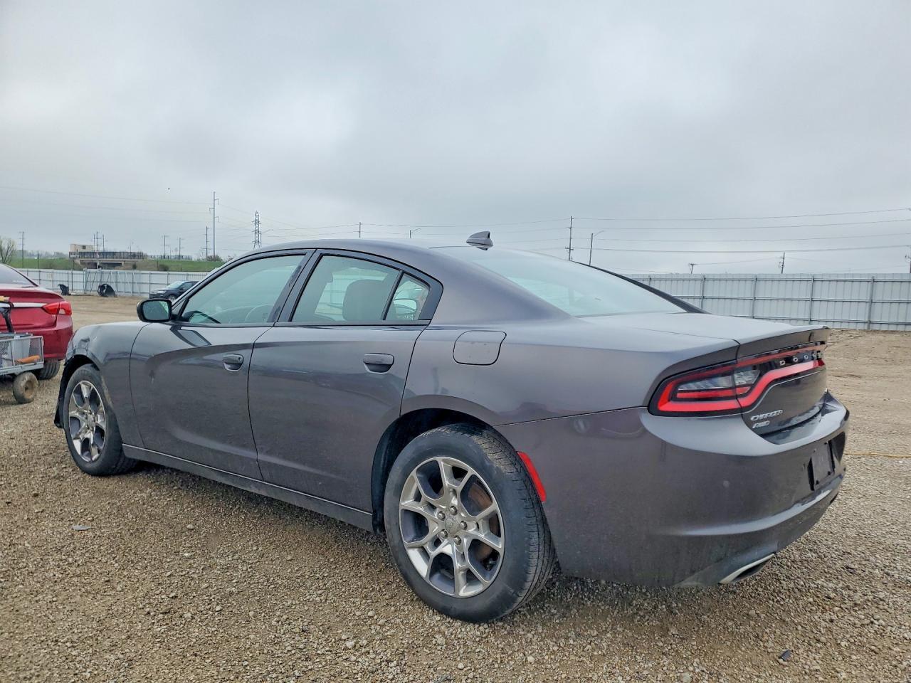2015 Dodge Charger Sxt - zdjęcie 2