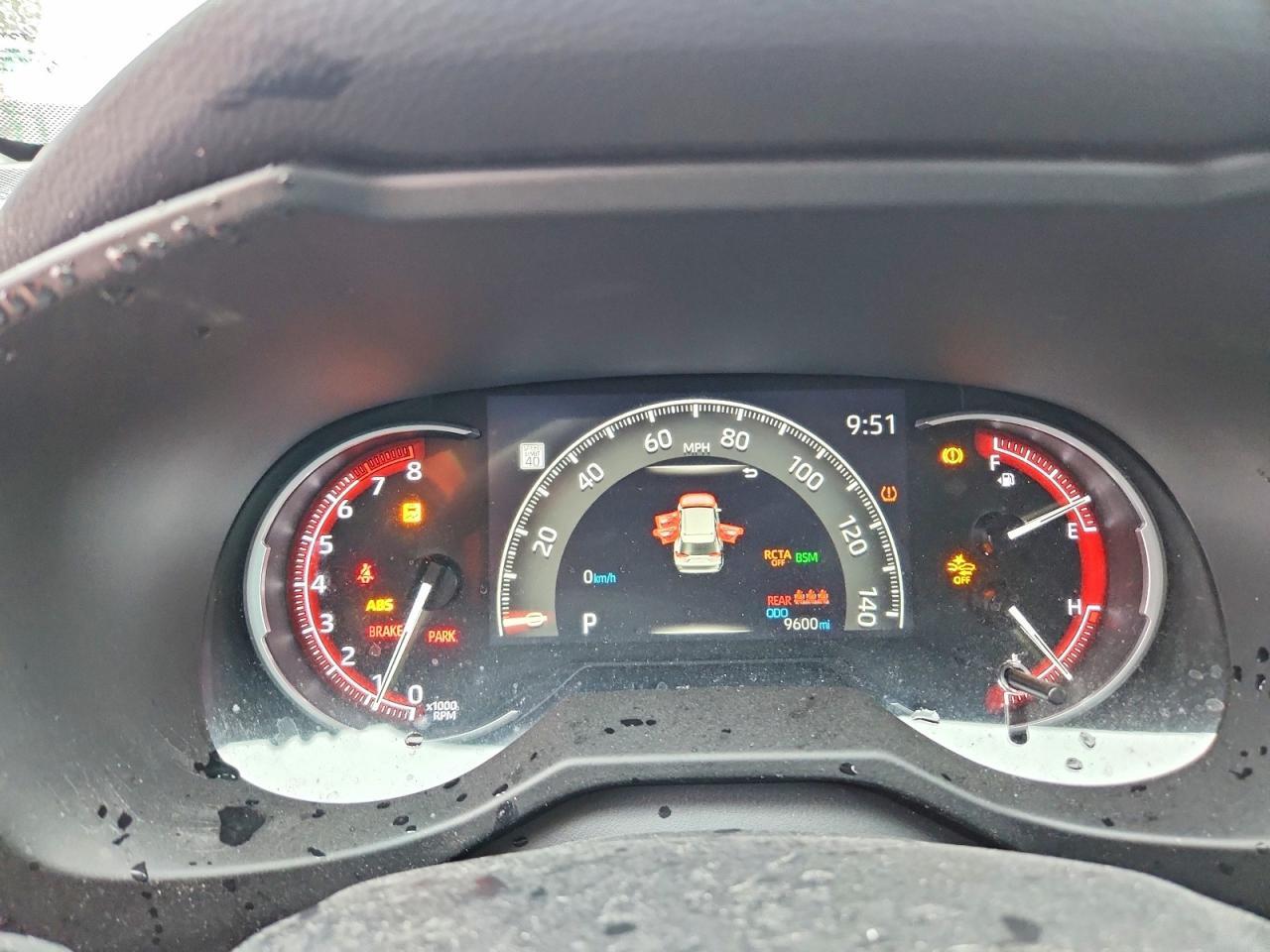 2024 Toyota Rav4 Xle - zdjęcie 9