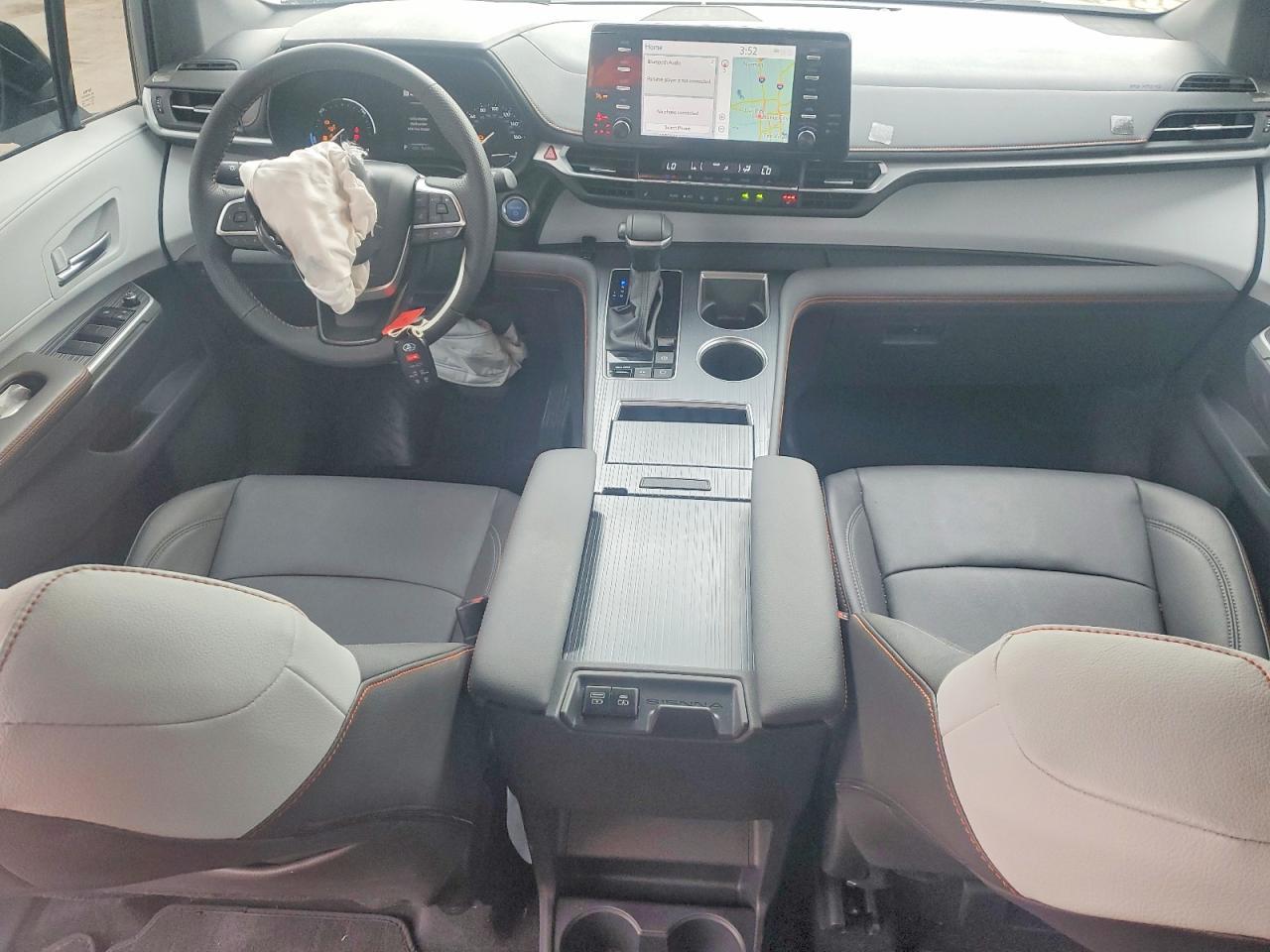 2024 Toyota Sienna Xse - zdjęcie 8