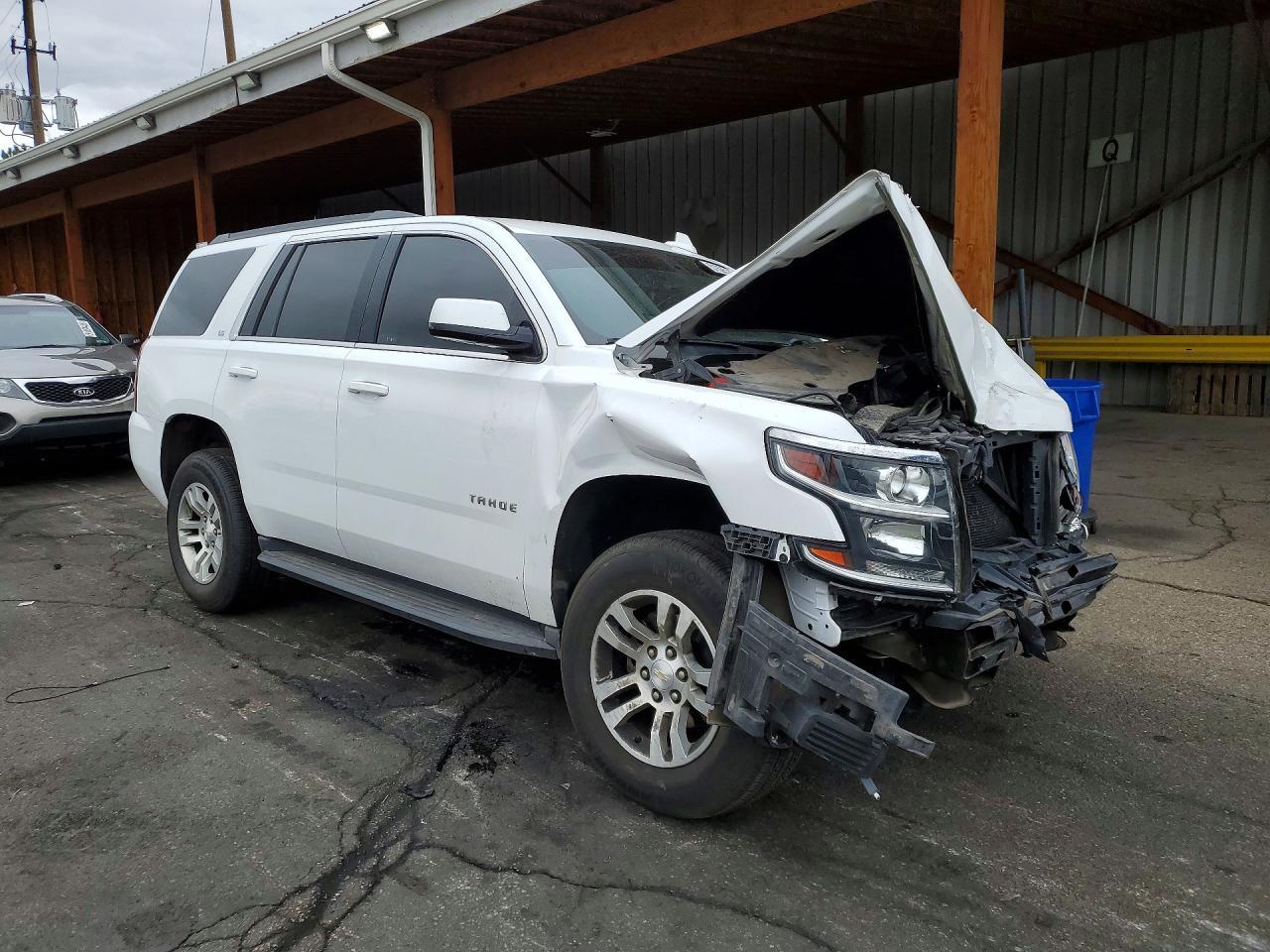 2016 Chevrolet Tahoe K1500 Ls - zdjęcie 4
