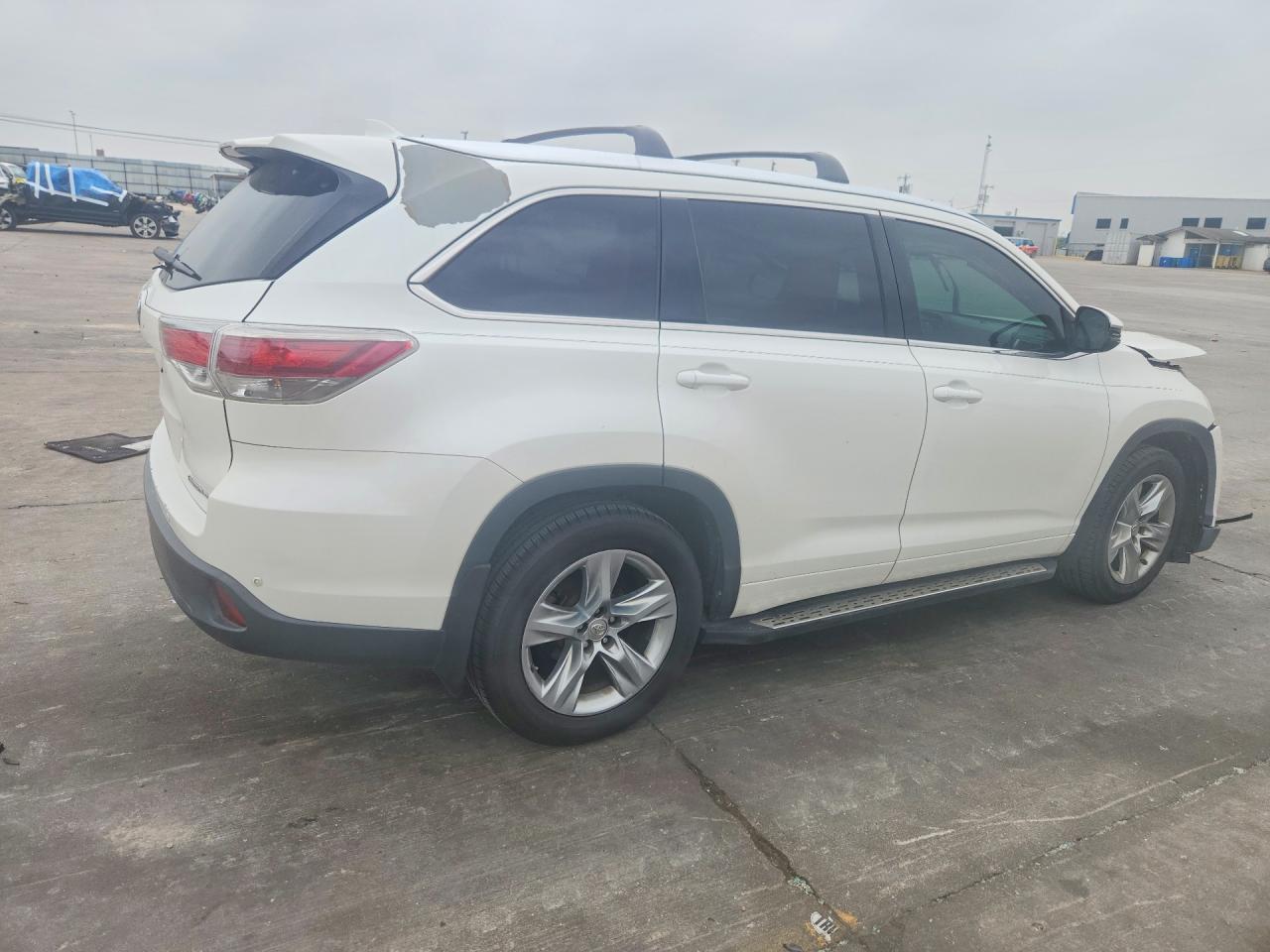 2015 Toyota Highlander Limited Platinum - zdjęcie 3