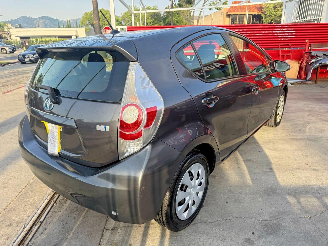 2013 Toyota Prius C Two - zdjęcie 4