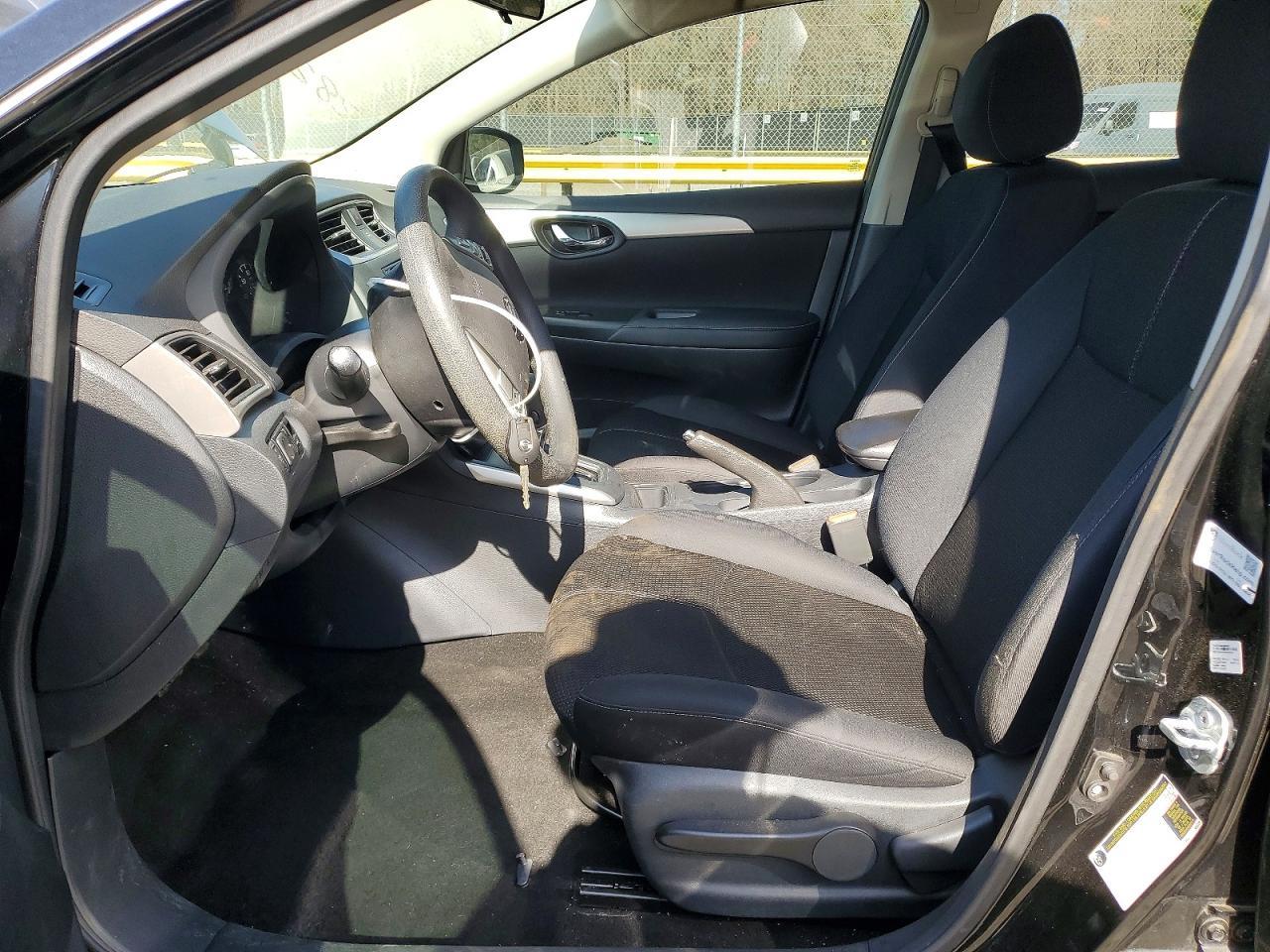 2017 Nissan Sentra S - zdjęcie 7