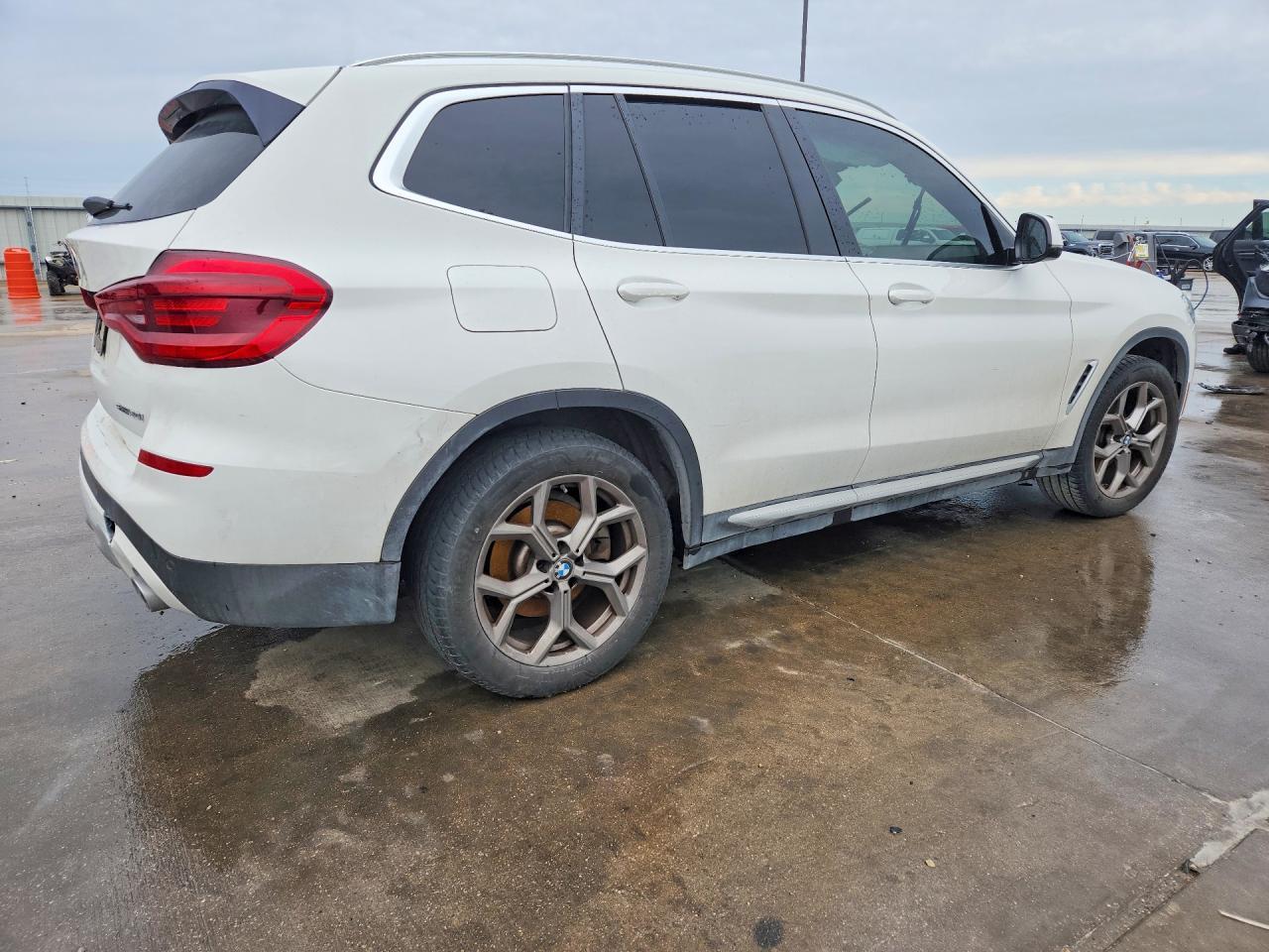 2021 BMW X3 Sdrive30I - zdjęcie 3