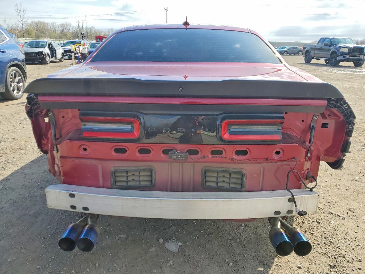2022 Dodge Challenger R - zdjęcie 6