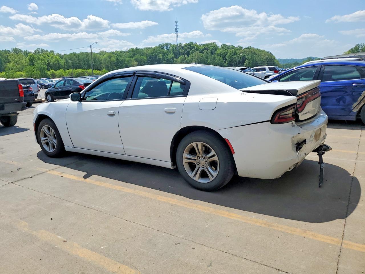 2022 Dodge Charger Sxt - zdjęcie 2