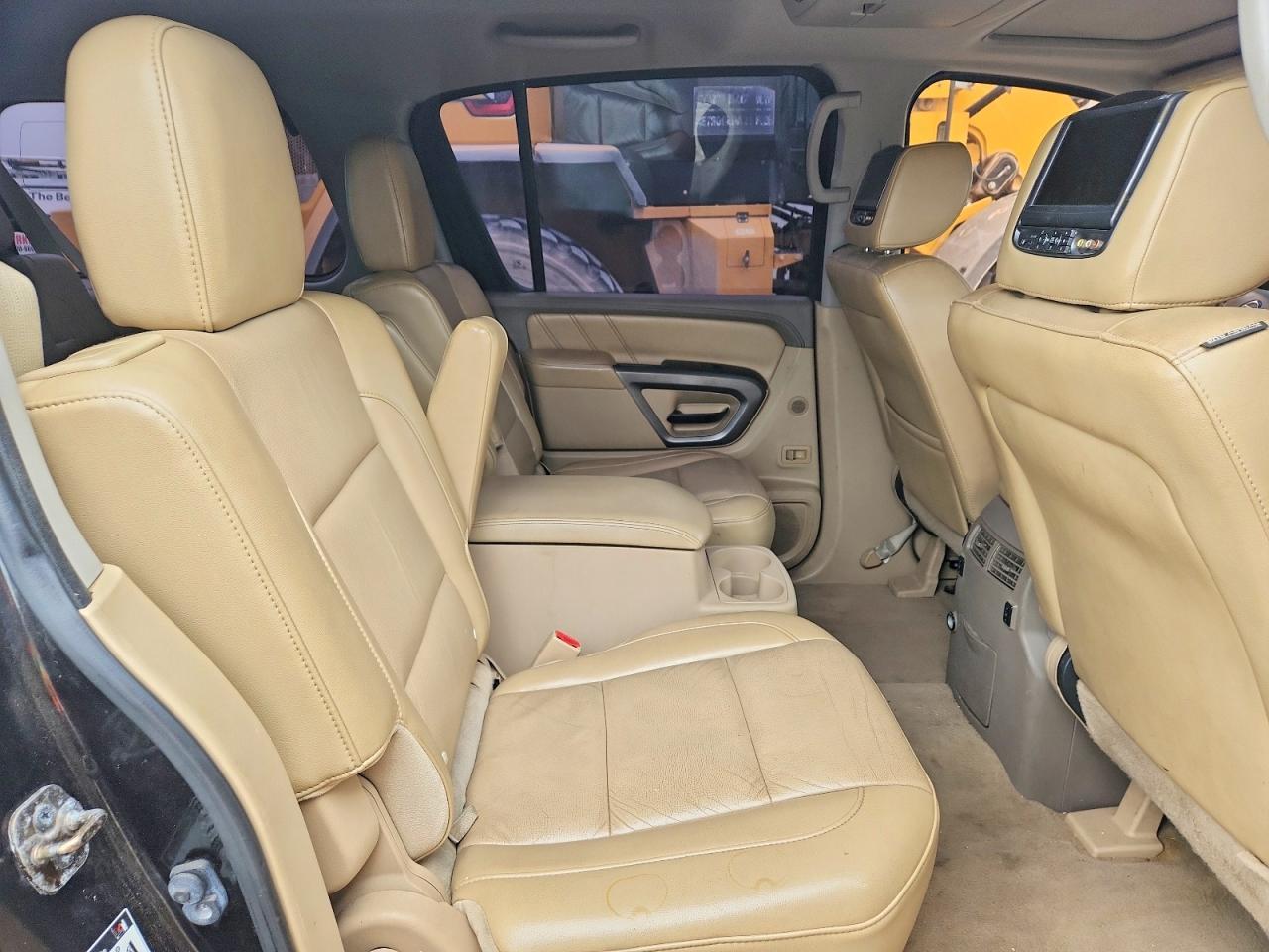 2015 Nissan Armada Platinum - zdjęcie 11