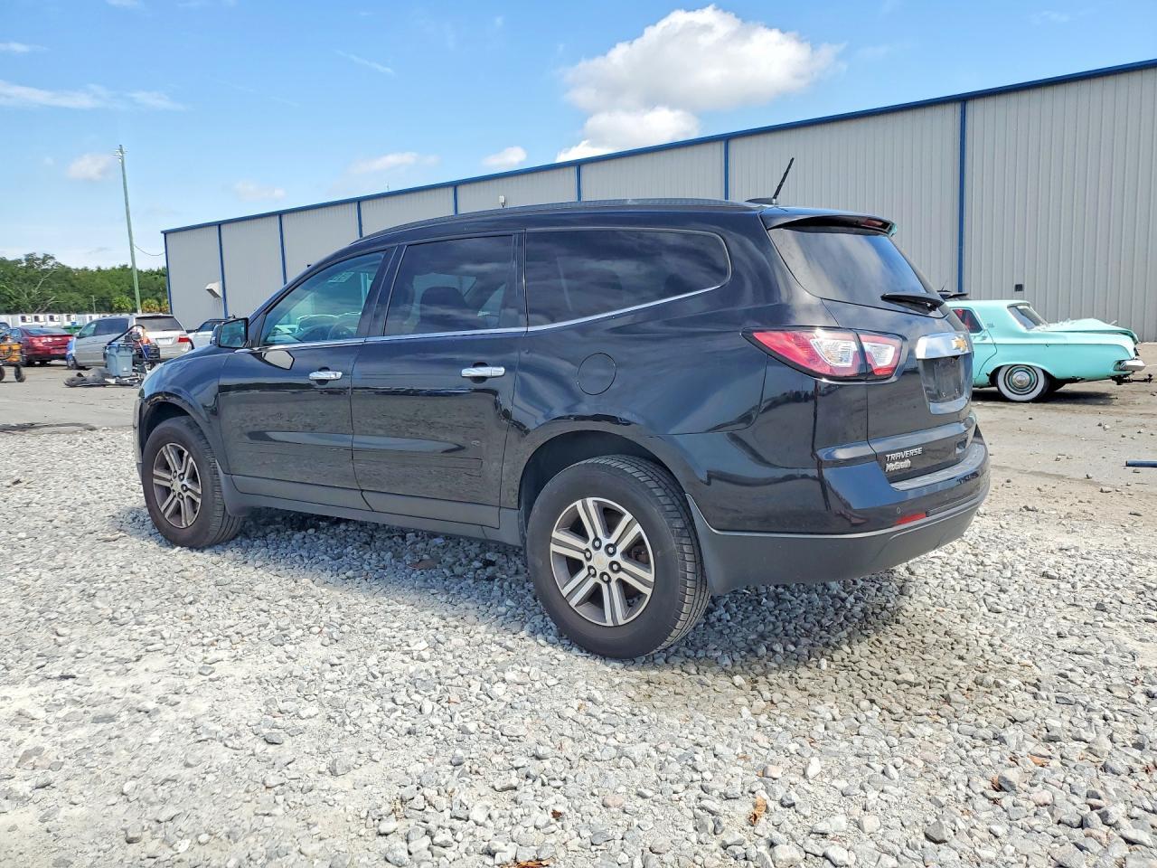 2017 Chevrolet Traverse Lt - zdjęcie 2