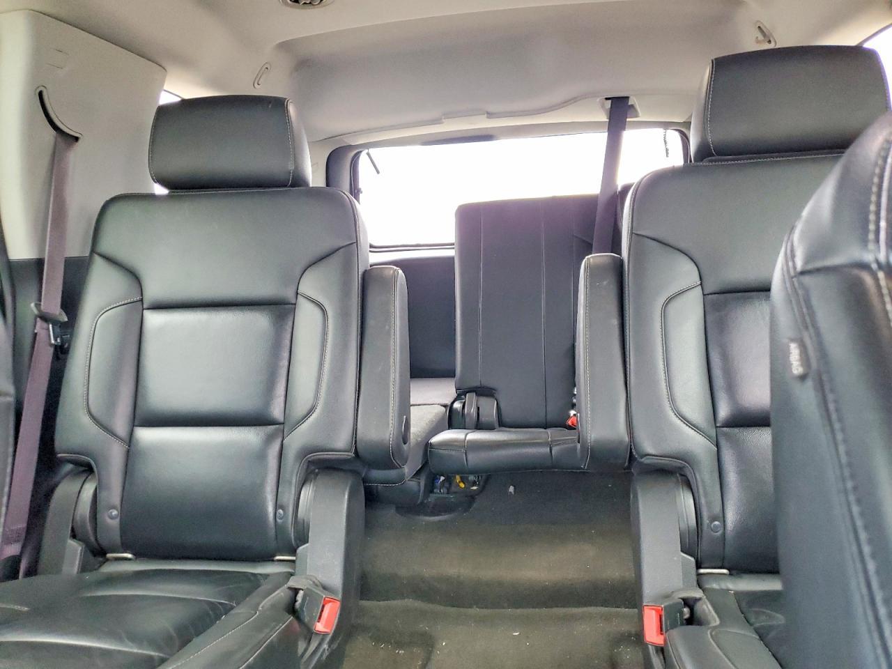 2017 Chevrolet Tahoe C1500 Lt - zdjęcie 10