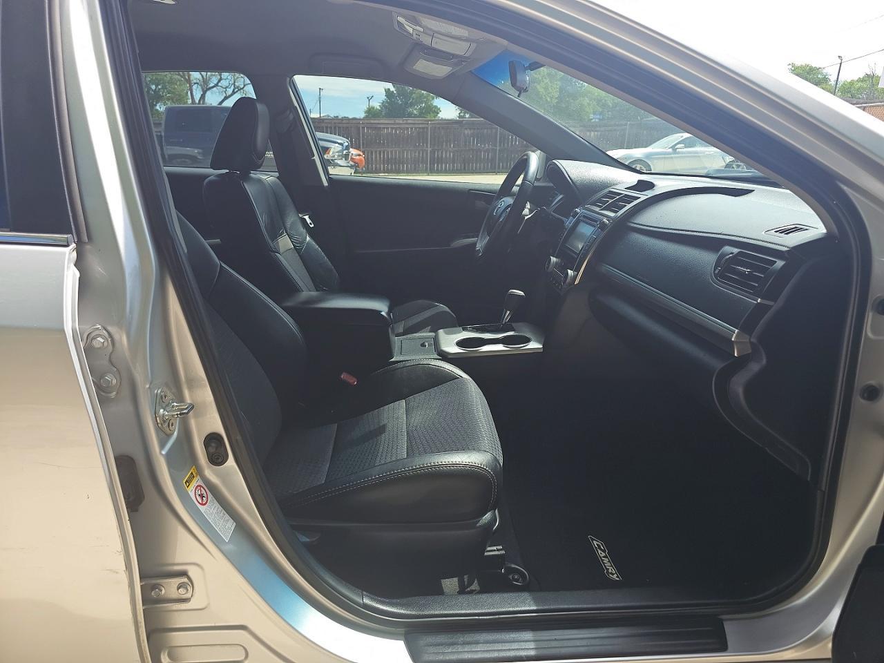 2013 Toyota Camry Se - zdjęcie 5