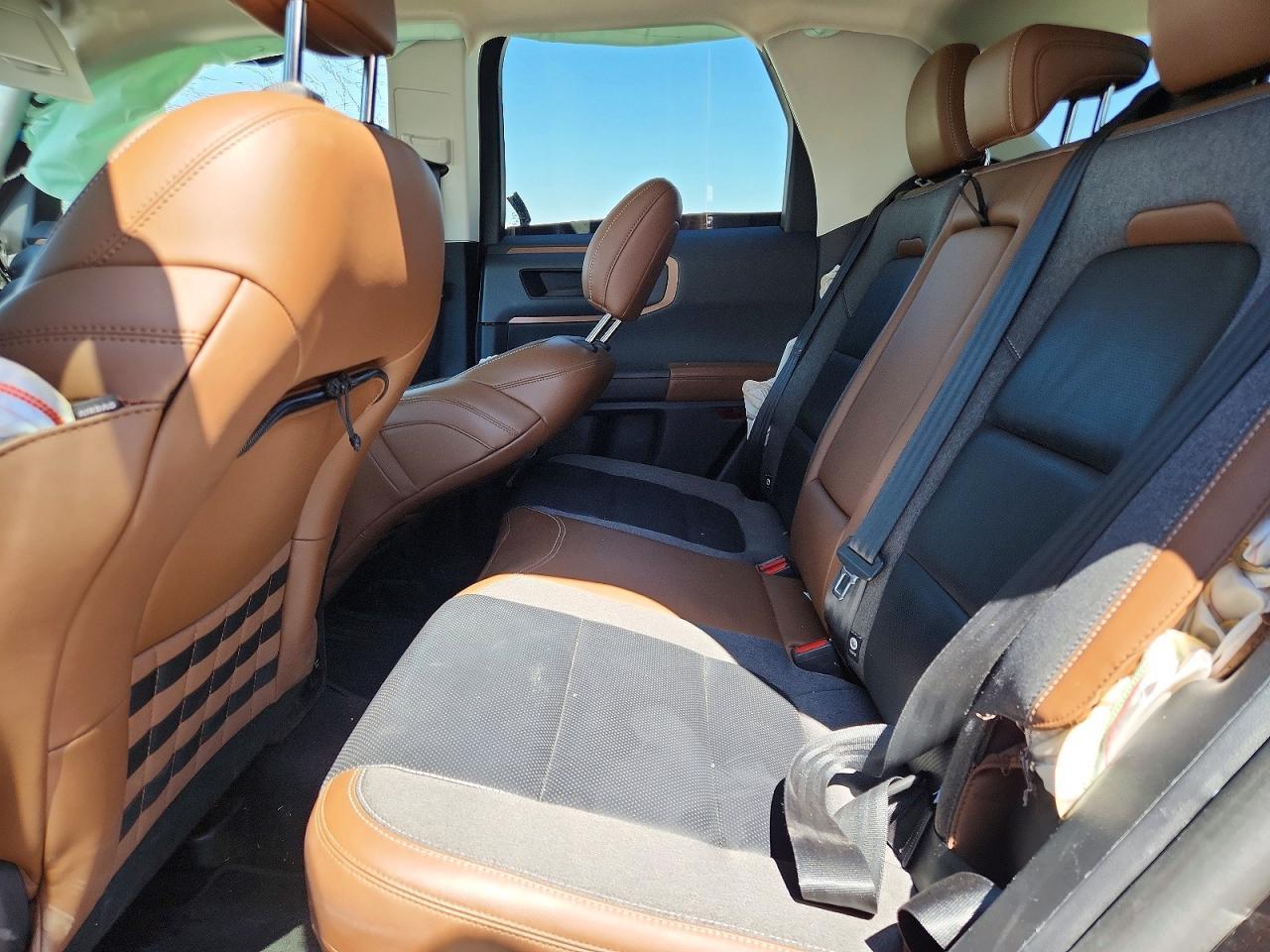 2021 Ford Bronco Sport Outer Banks - zdjęcie 11