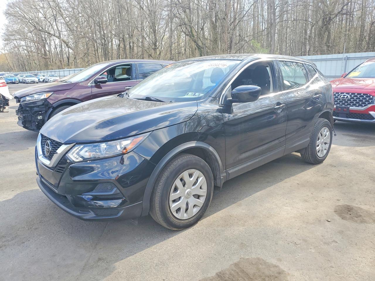 2020 Nissan Rogue Sport S - zdjęcie główne