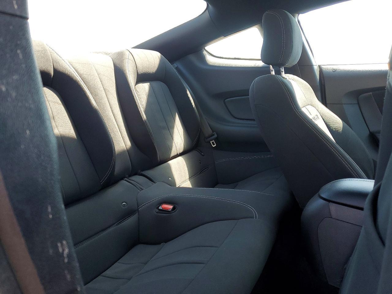 2023 Ford Mustang - zdjęcie 10