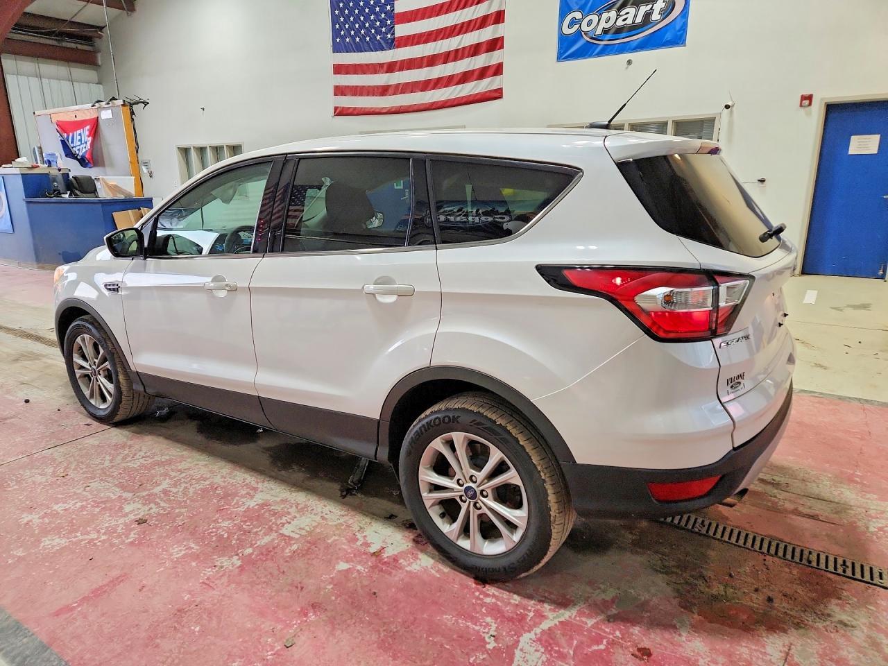 2017 Ford Escape Se - zdjęcie 2
