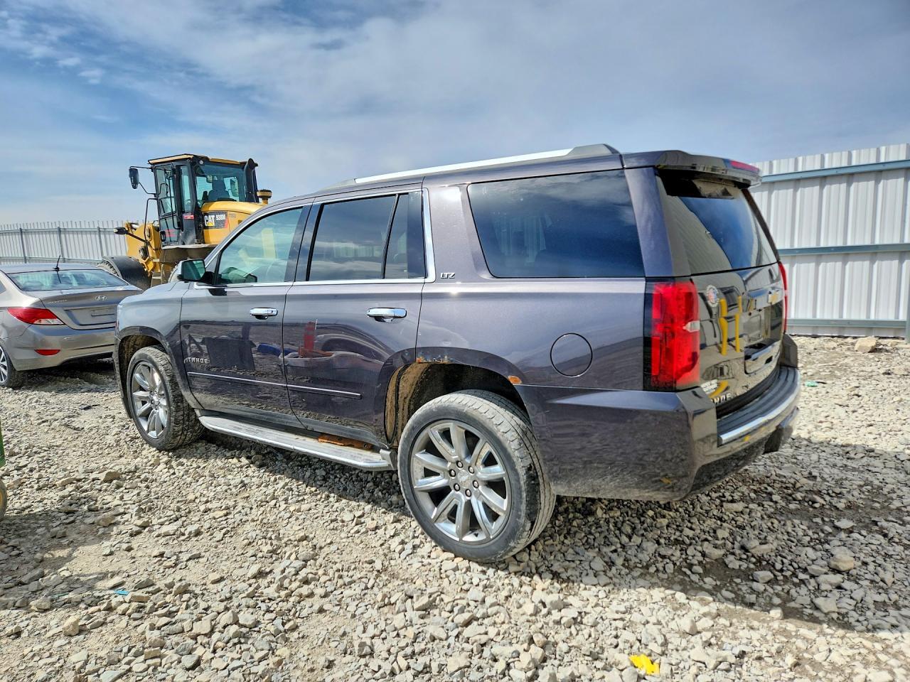 2015 Chevrolet Tahoe Ltz - zdjęcie 2