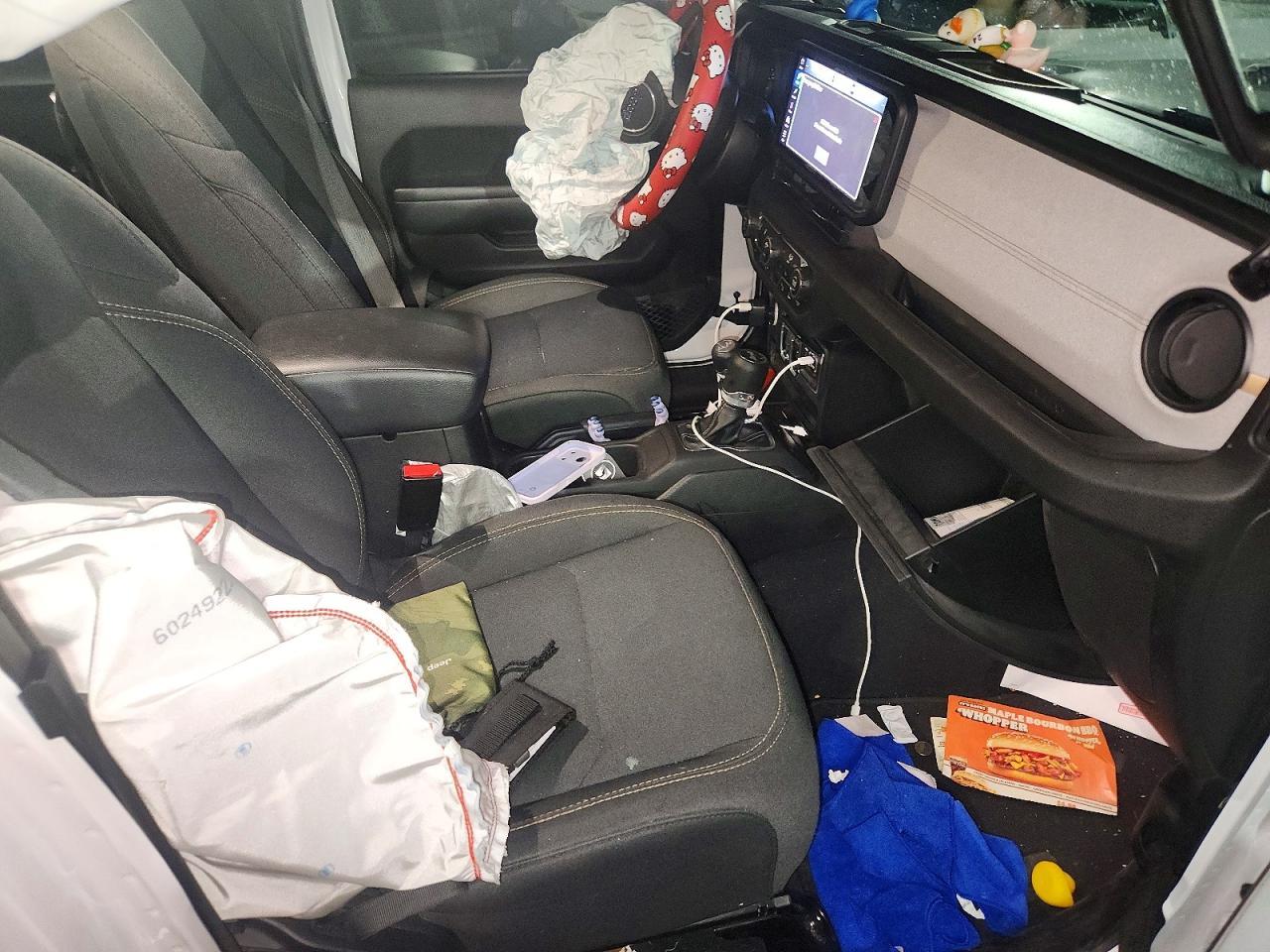 2024 Jeep Wrangler Sport - zdjęcie 13