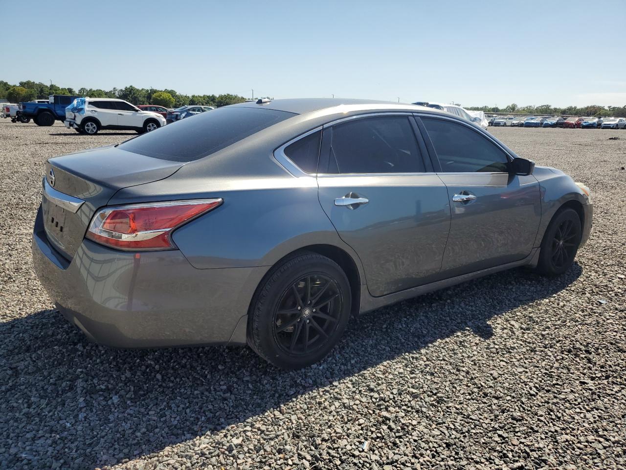 2015 Nissan Altima 2.5 - zdjęcie 3