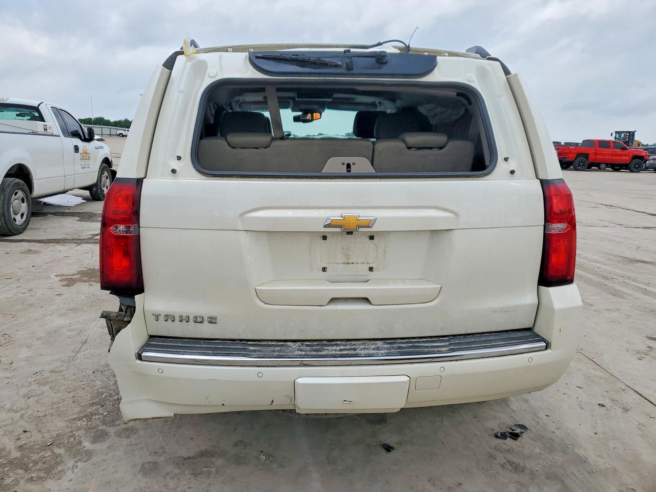 2015 Chevrolet Tahoe C1500 Ltz - zdjęcie 6