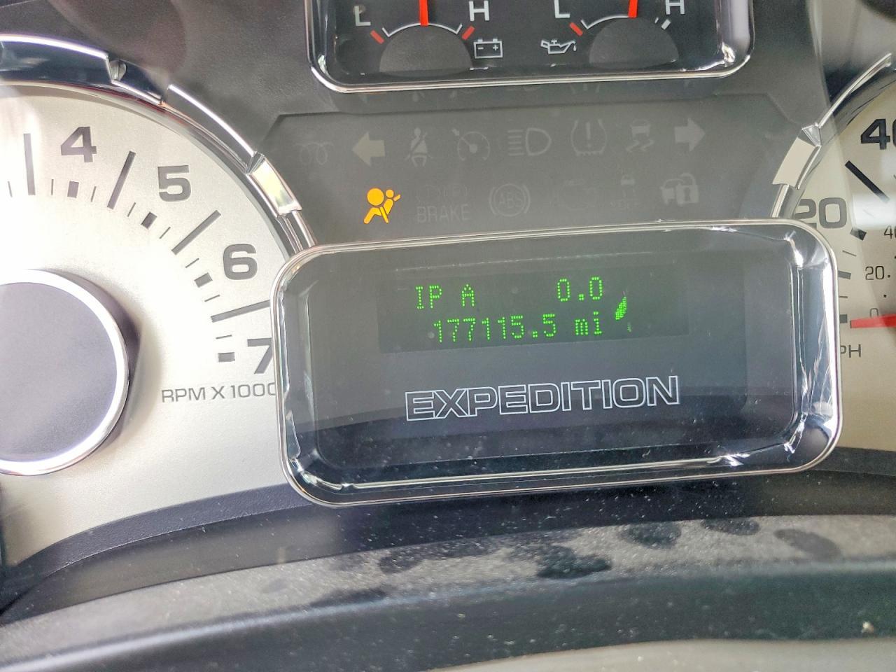 2013 Ford Expedition Limited - zdjęcie 9