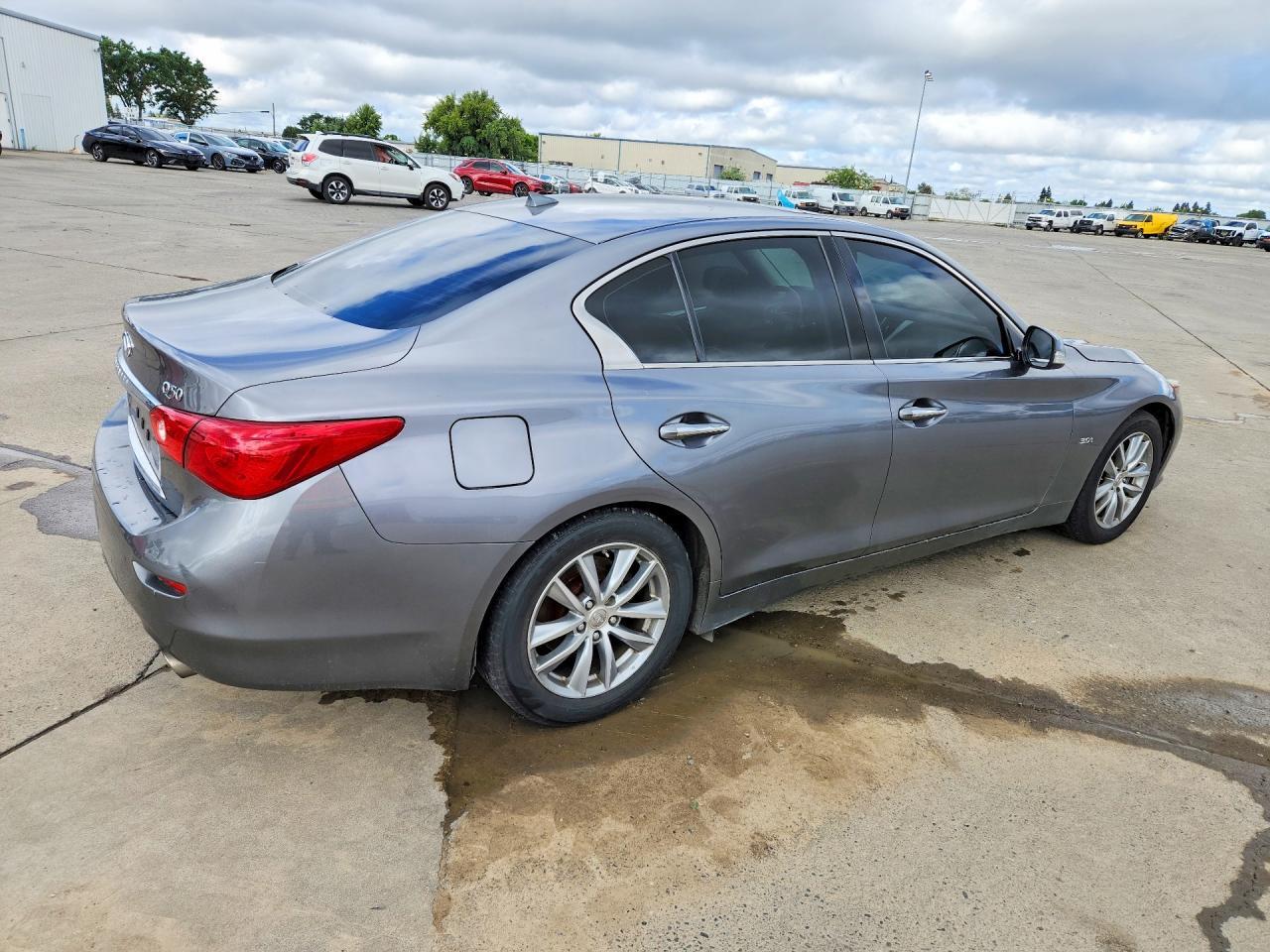 2017 Infiniti Q50 - zdjęcie 3