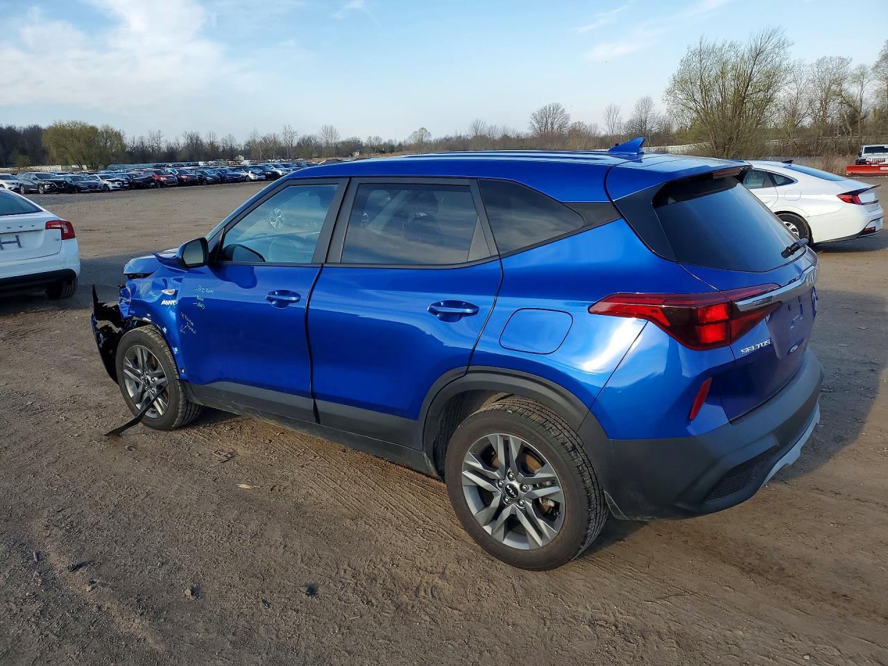 2022 Kia Seltos Lx - zdjęcie 2