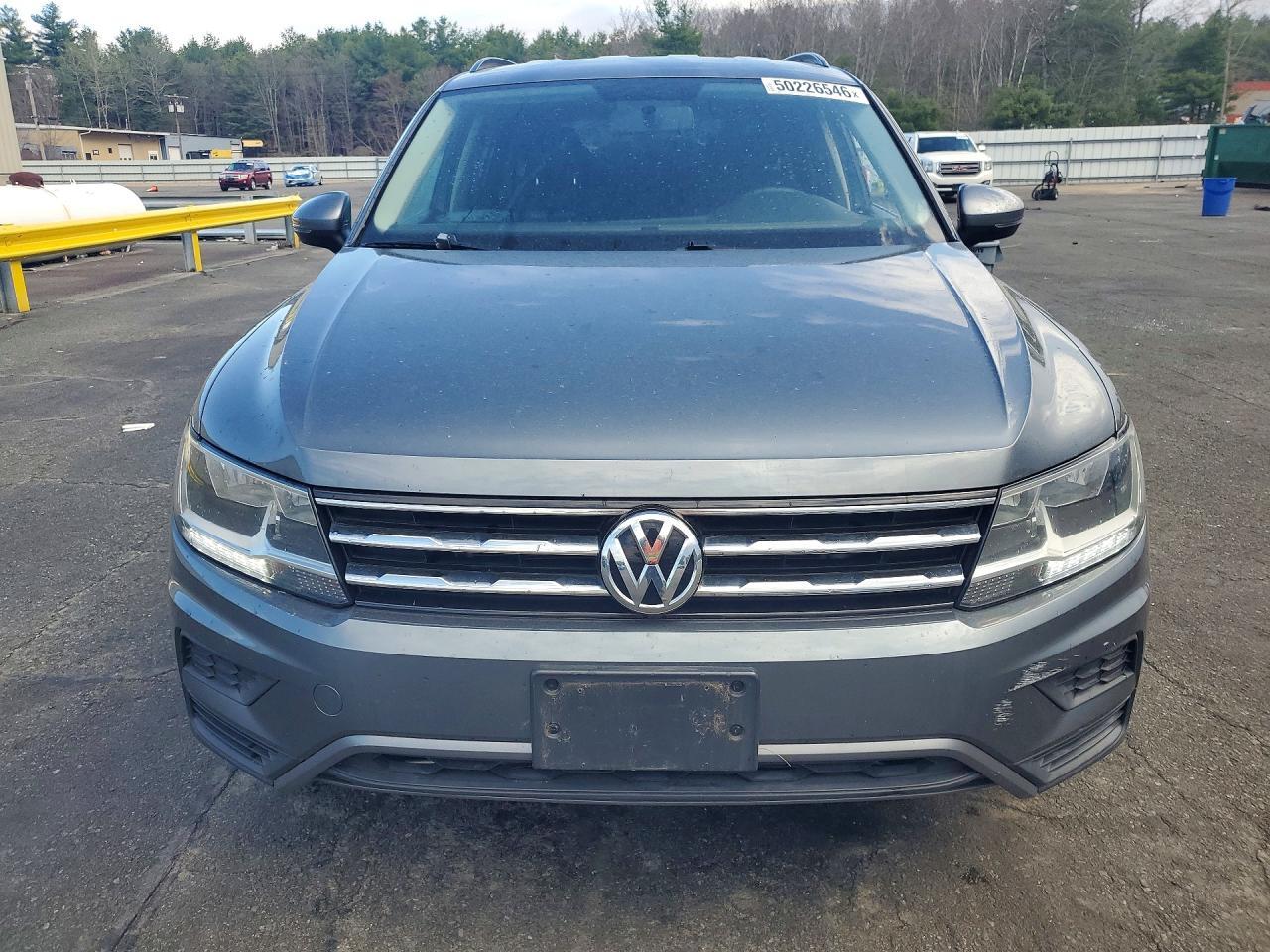 2018 Volkswagen Tiguan S - zdjęcie 5