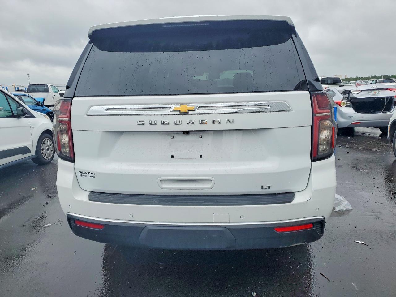 2023 Chevrolet Suburban C1500 Lt - zdjęcie 6