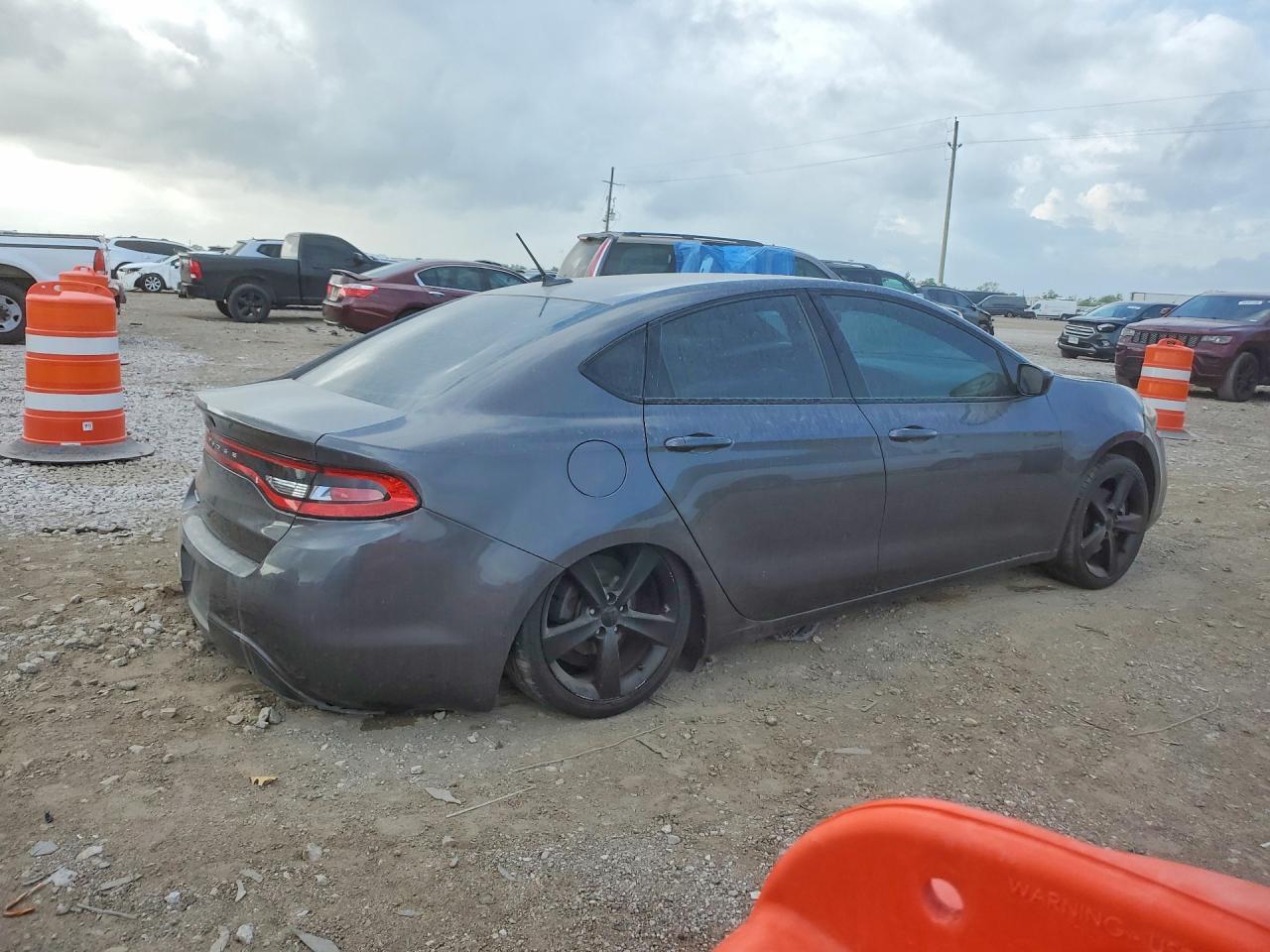 2016 Dodge Dart Sxt - zdjęcie 3