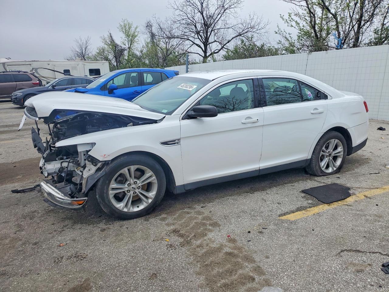2017 Ford Taurus - zdjęcie główne