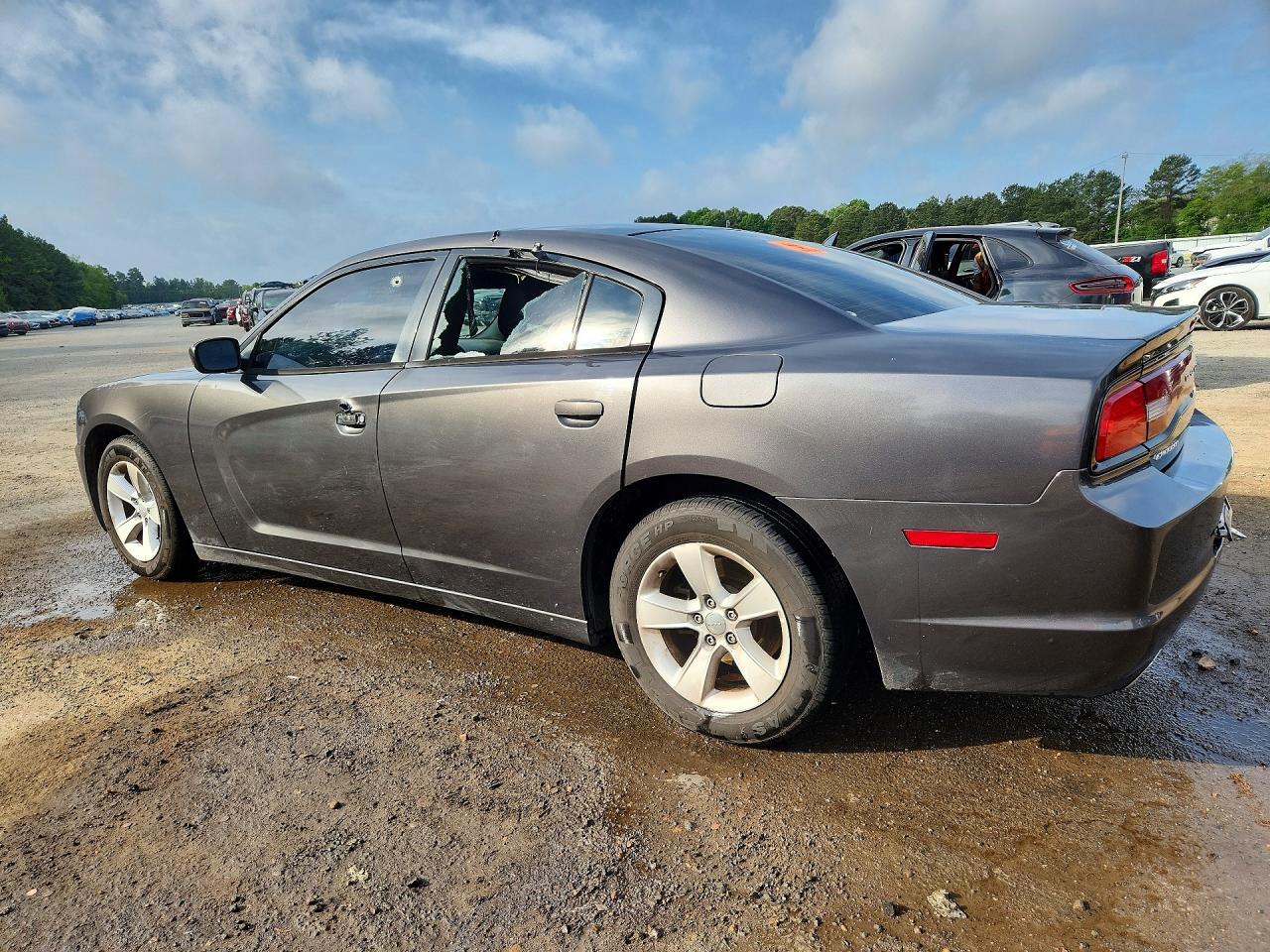 2014 Dodge Charger Se - zdjęcie 2