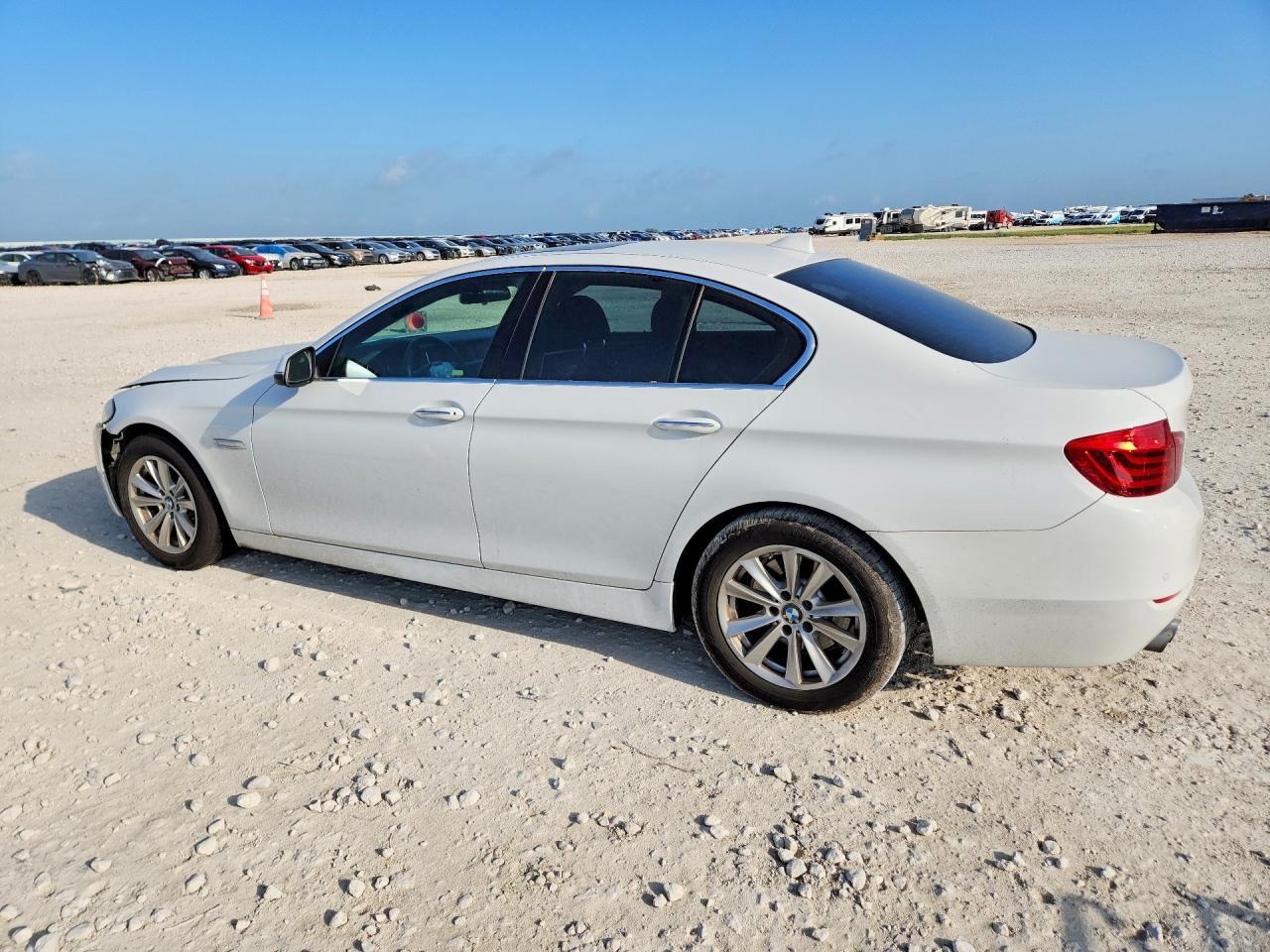 2015 BMW 528 I - zdjęcie 2