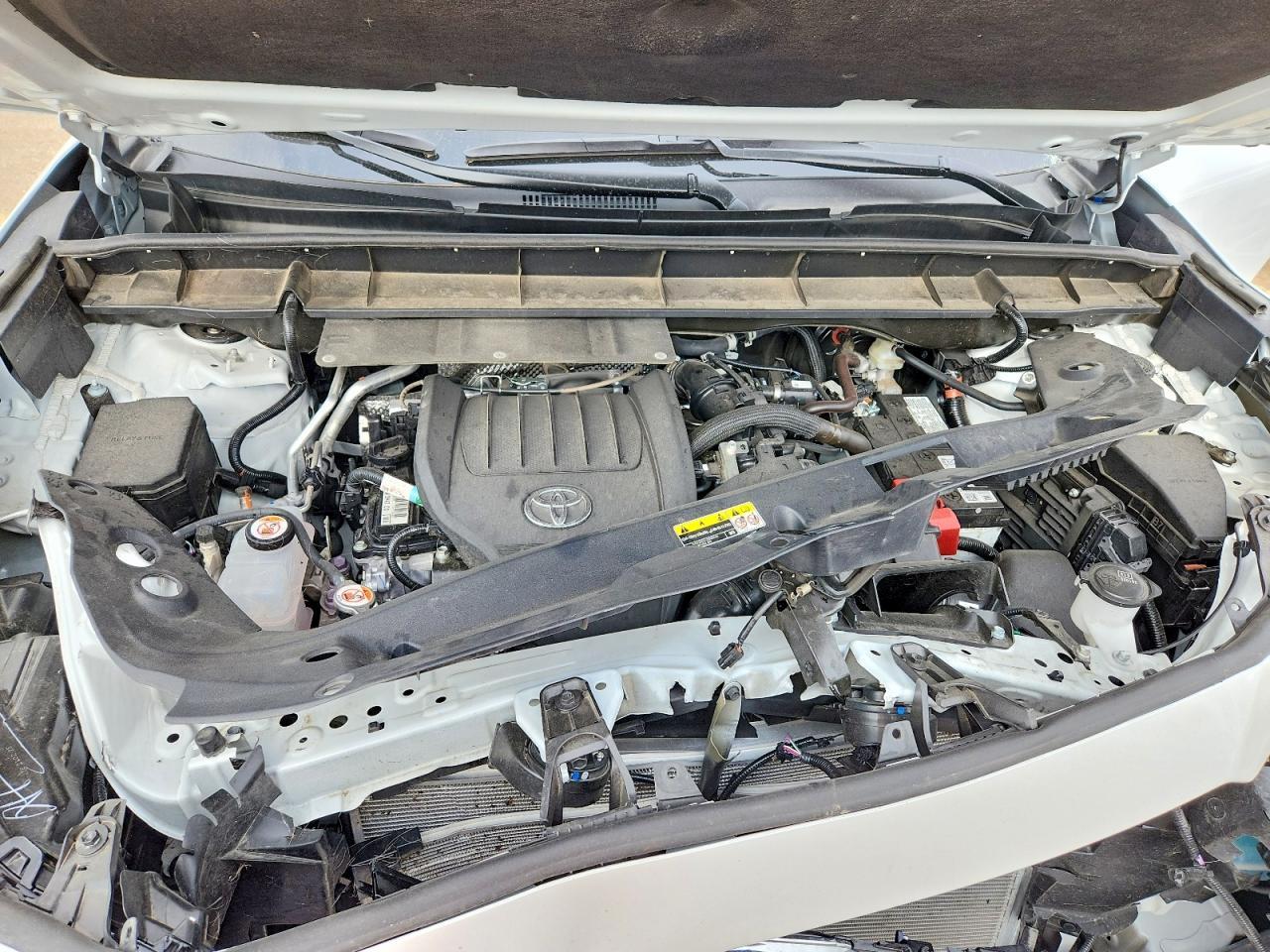 2025 Toyota Highlander Platinum - zdjęcie 11