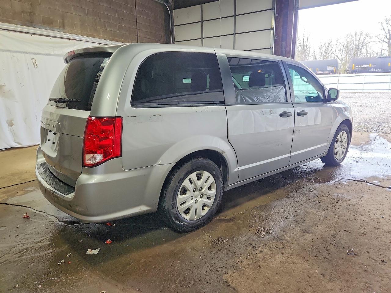 2020 Dodge Grand Caravan Se - zdjęcie 3