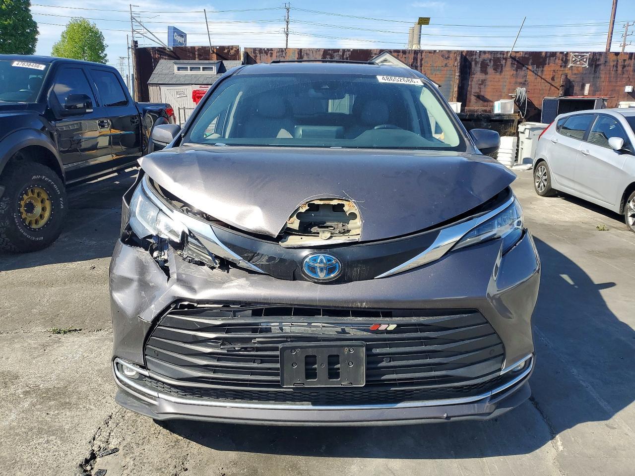 2021 Toyota Sienna Xle 7-Passenger - zdjęcie 5