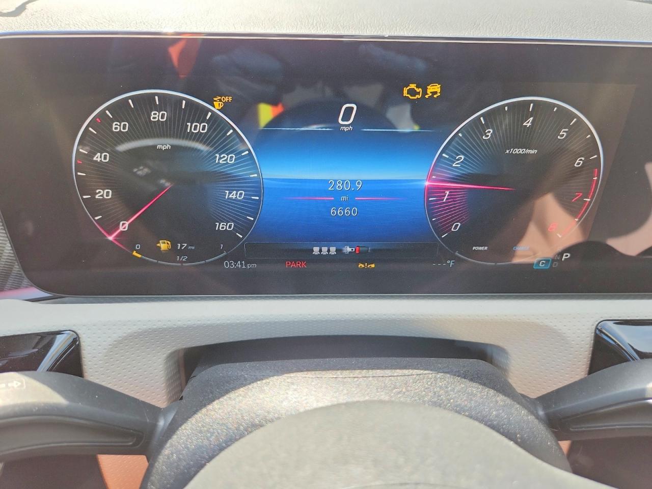 2025 Mercedes-Benz Cla 250 4Matic - zdjęcie 9