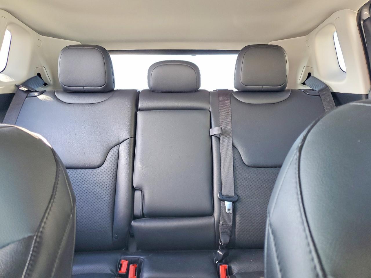 2021 Jeep Compass Limited - zdjęcie 10