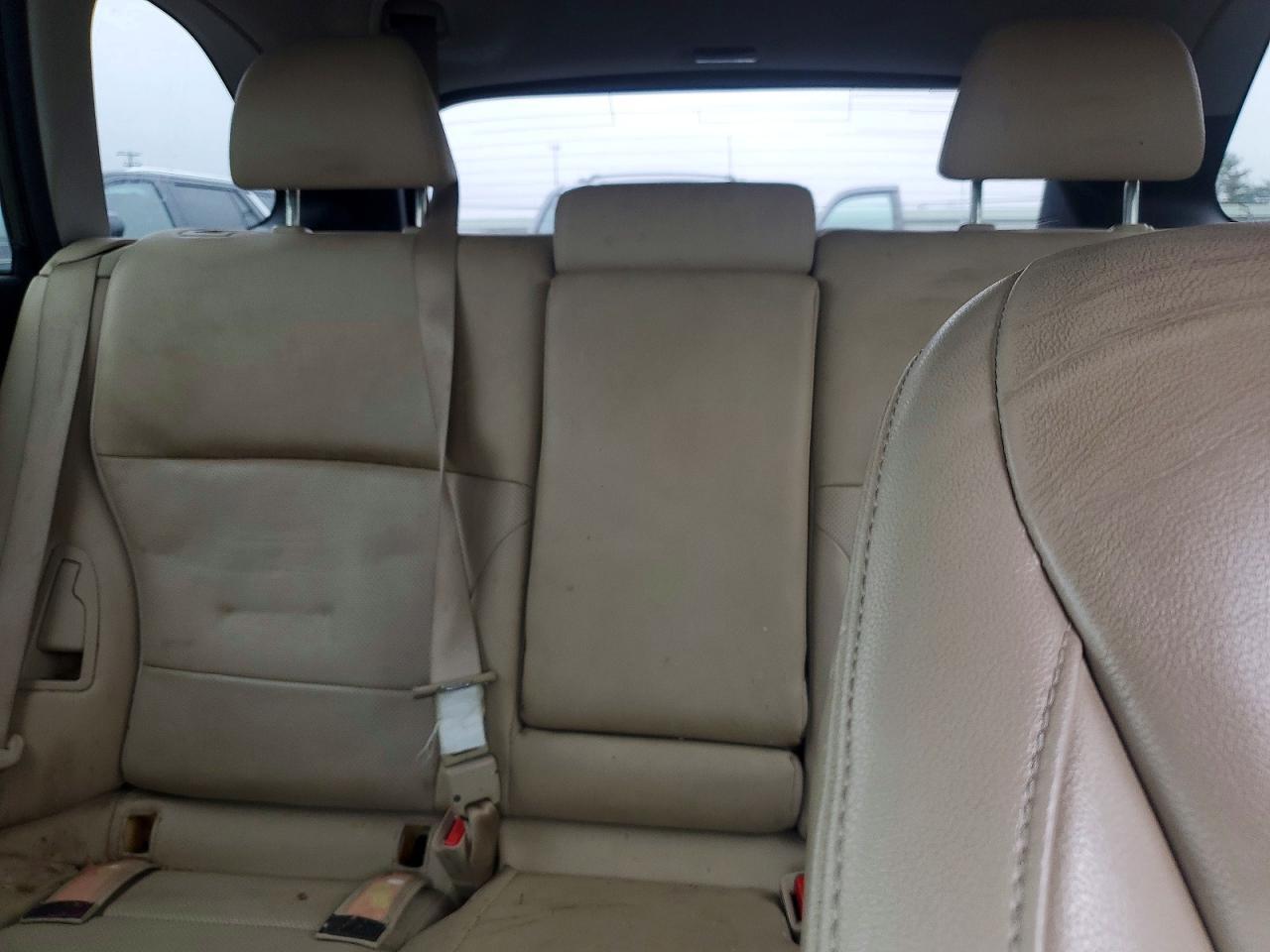 2015 Subaru Outback 2.5I Limited - zdjęcie 10