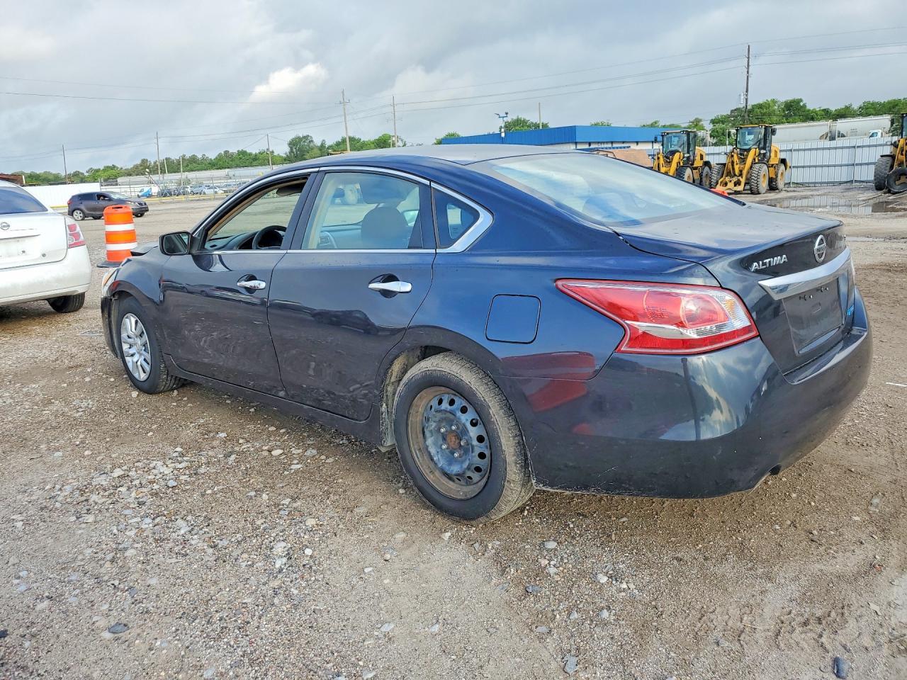 2013 Nissan Altima 2.5 - zdjęcie 2