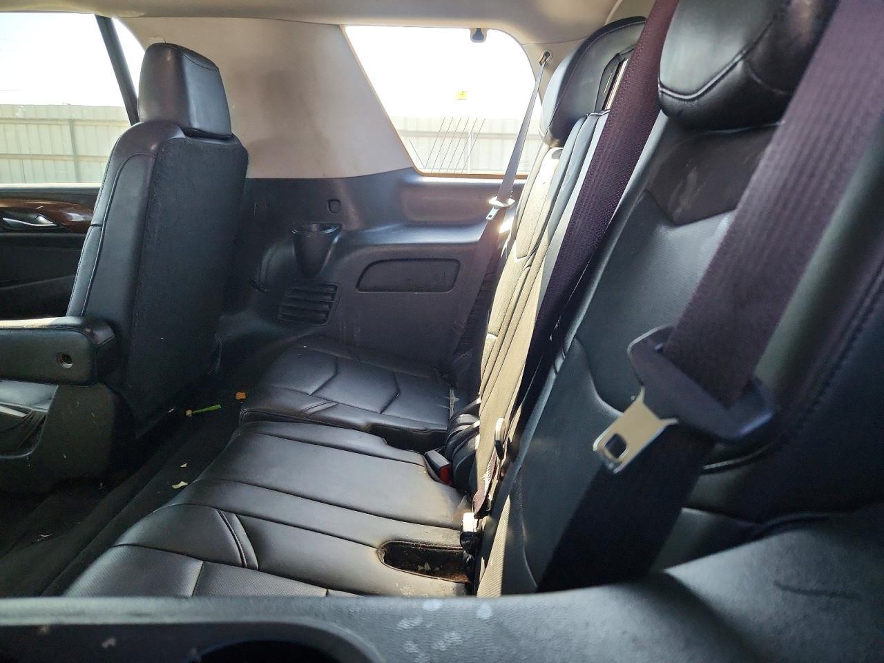 2019 Cadillac Escalade Luxury - zdjęcie 10