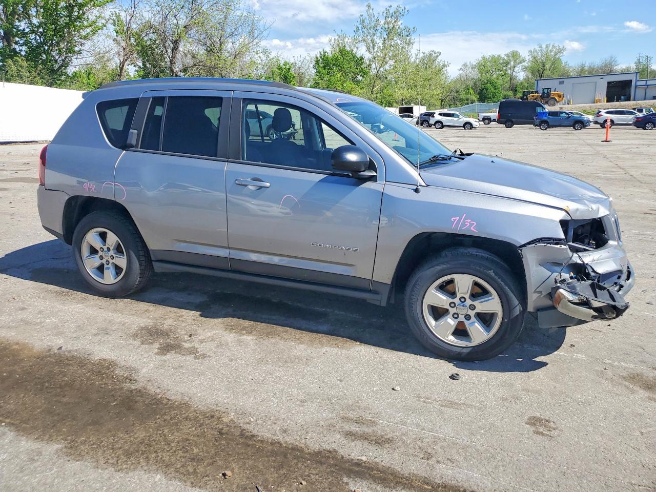 2015 Jeep Compass Sport - zdjęcie 4