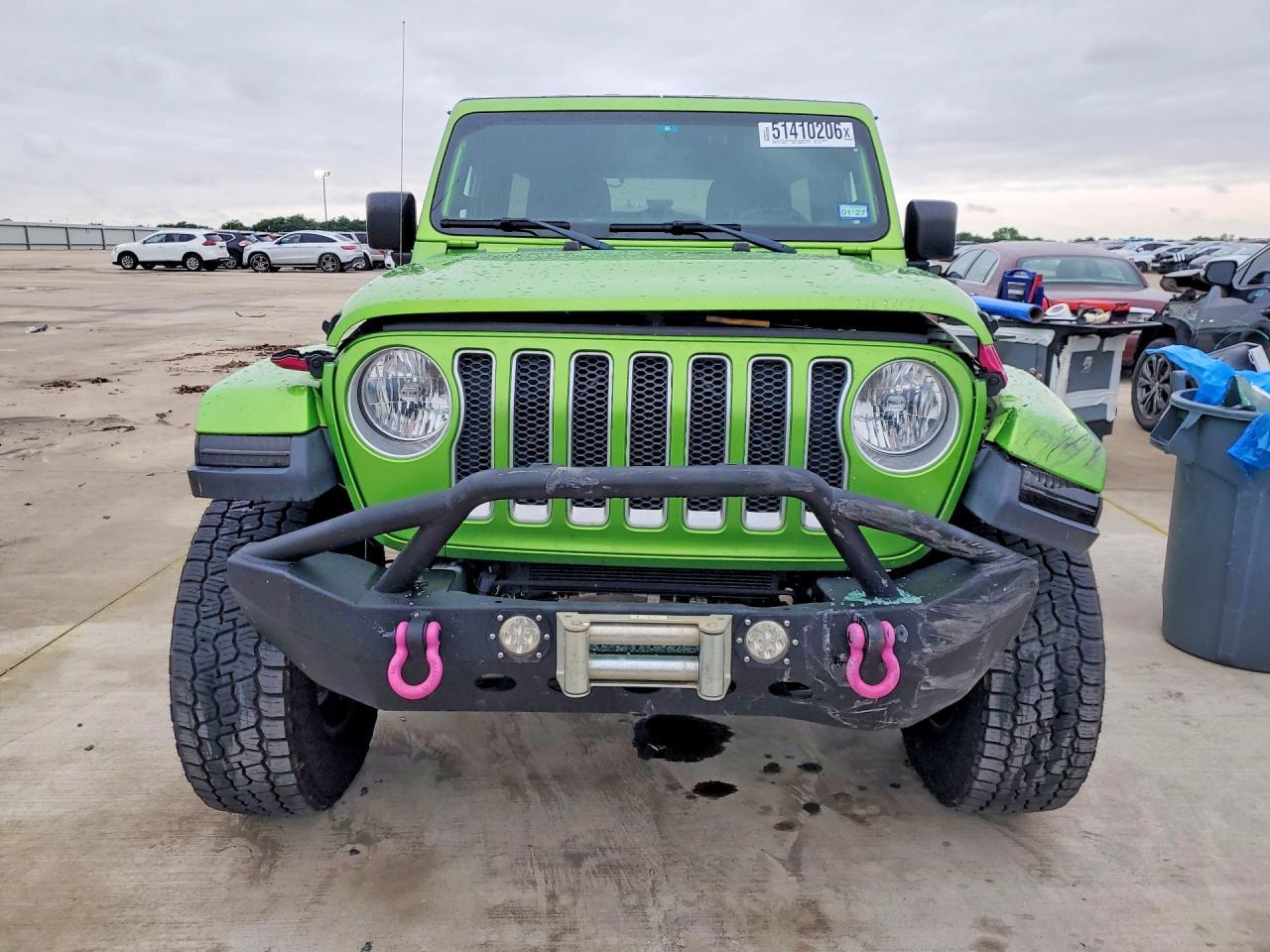 2018 Jeep Wrangler Unlimited Sahara - zdjęcie 5